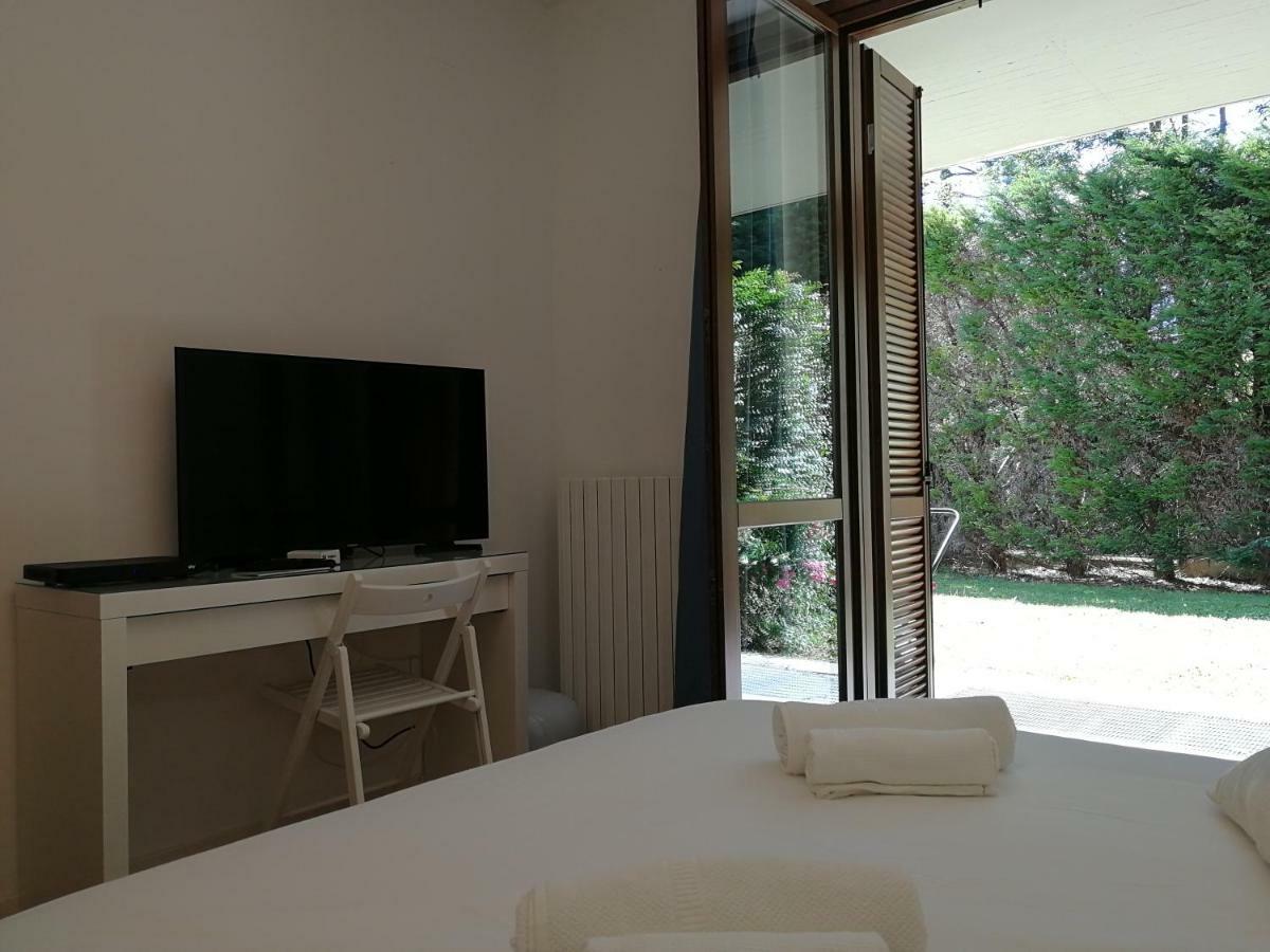 Apartamento Monticello Golf Townhouse Cassina Rizzardi Exterior foto