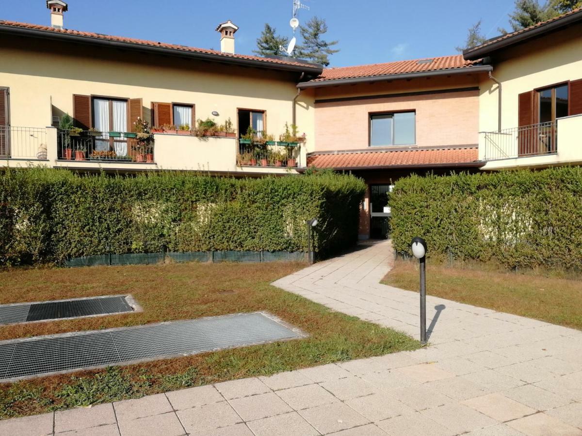 Apartamento Monticello Golf Townhouse Cassina Rizzardi Exterior foto